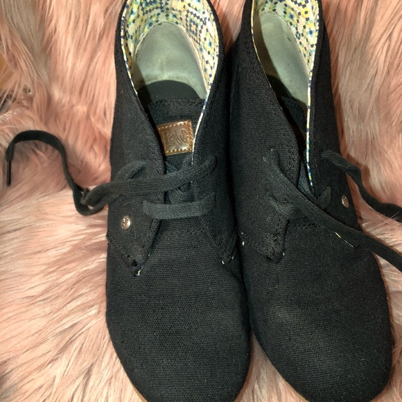 Wedges - Picture 2 of 3